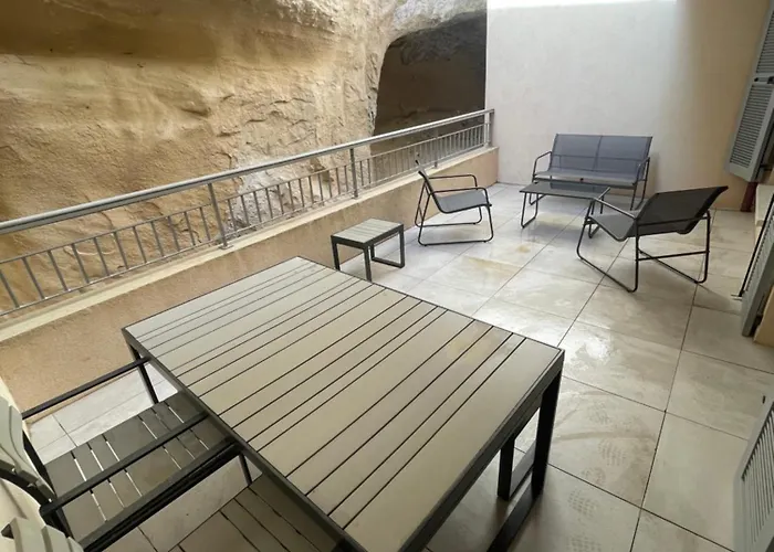 Superbe T2 Neuf Bonifacio Avec Parking Gratuit