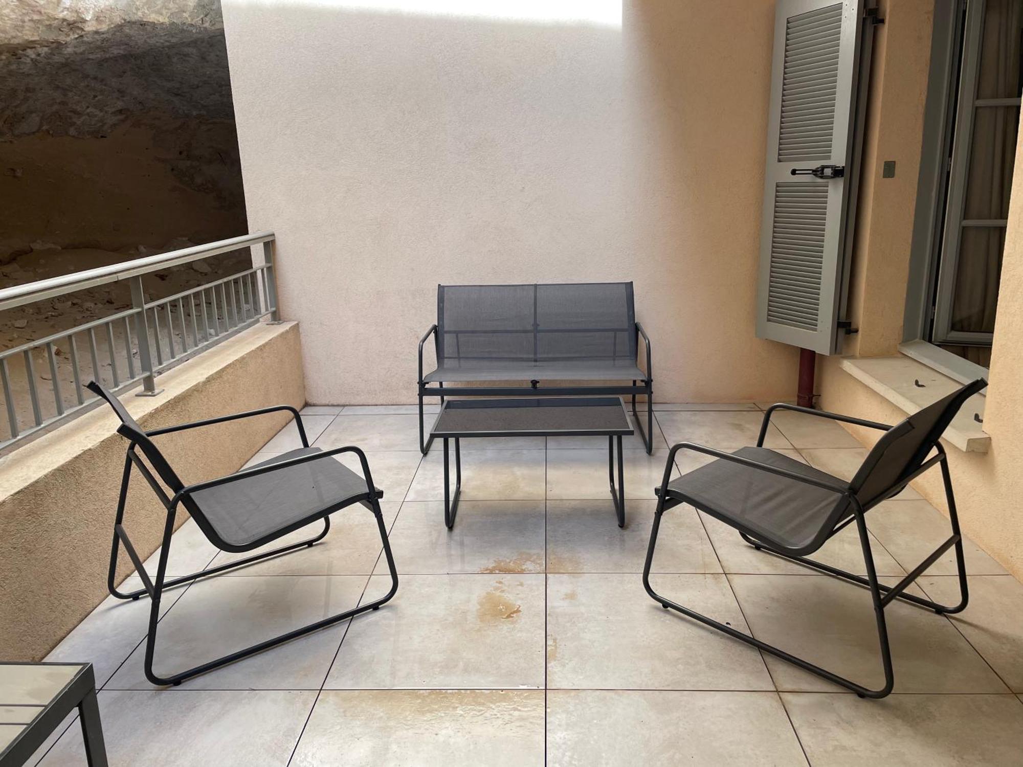 Superbe T2 Neuf Bonifacio Avec Parking Gratuit